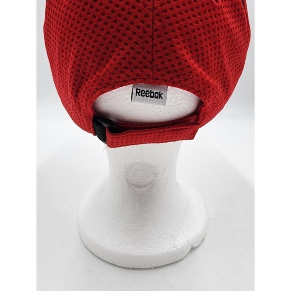 Reebok Turtle Bay Exploration Park Cap America Hat Adjustable Red NWT - Picture 8 of 10